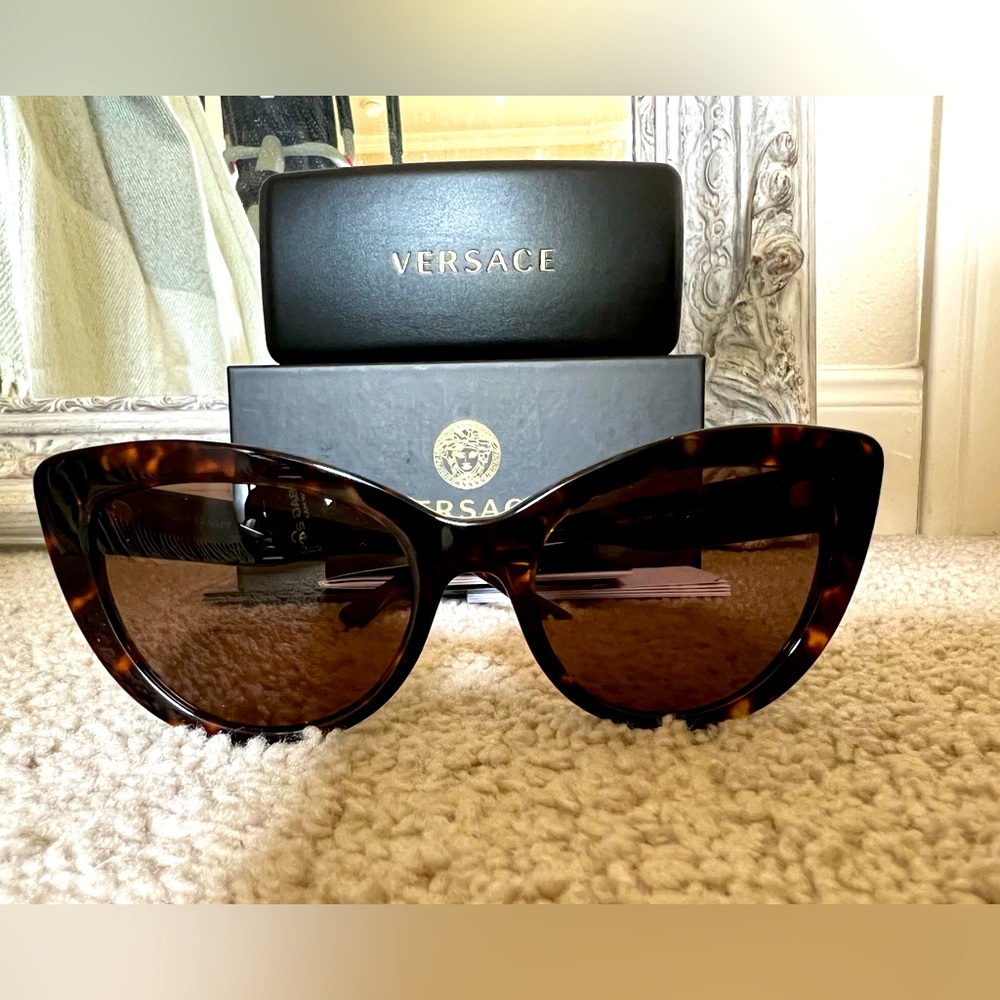 Brown Butterfly Ladies Sunglasses